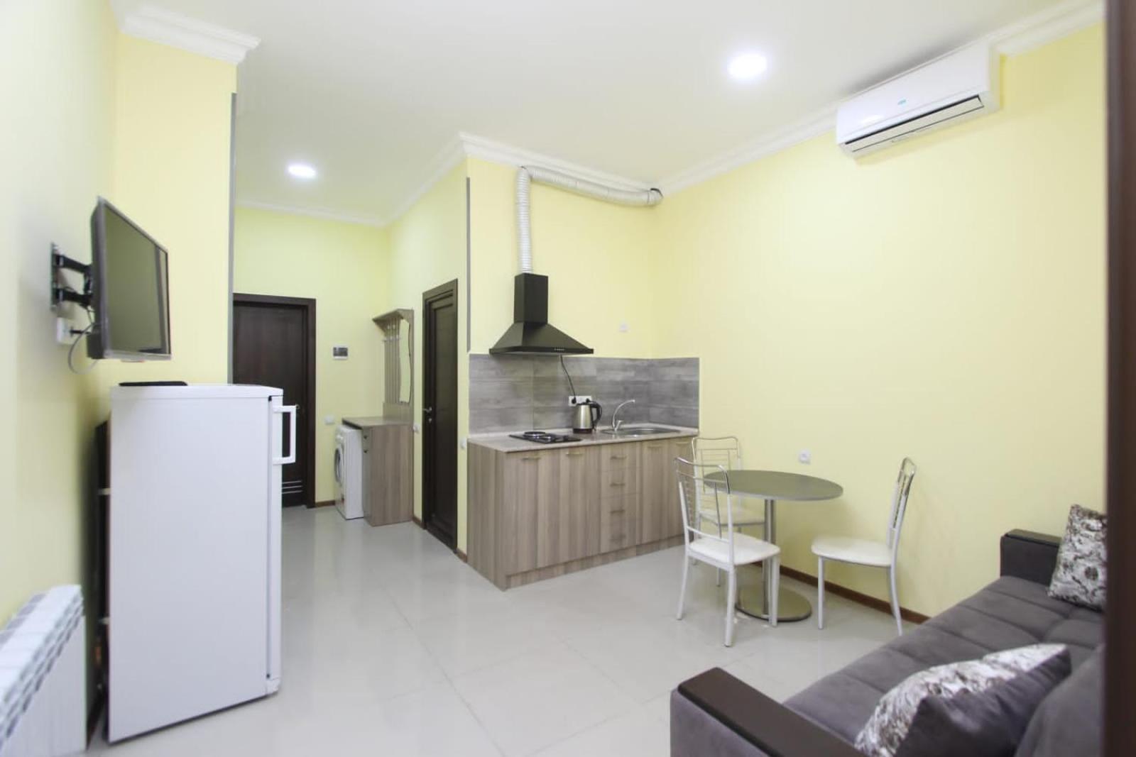 Modern Apartments And Tours Yerevan Bagian luar foto