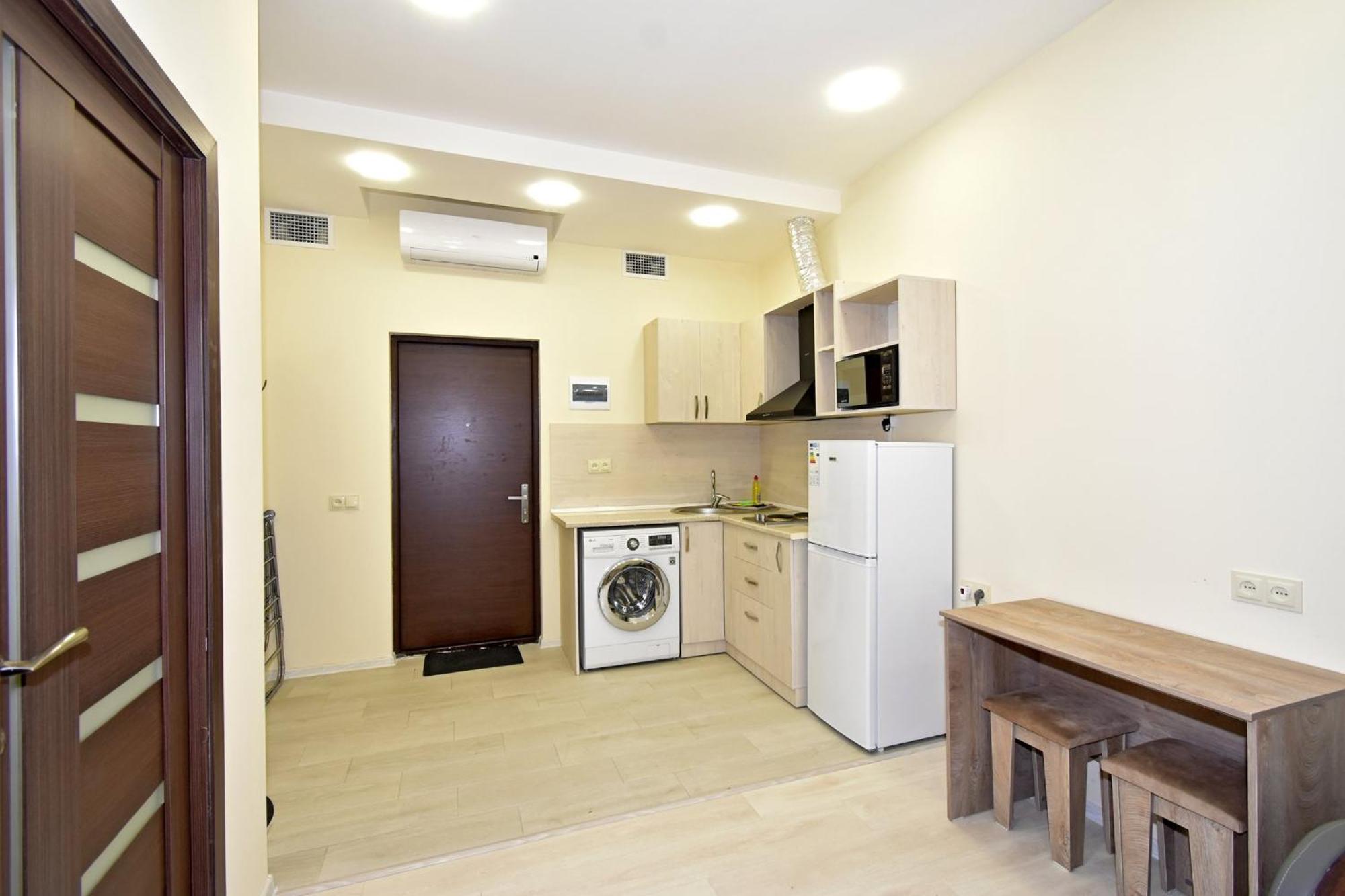 Modern Apartments And Tours Yerevan Bagian luar foto